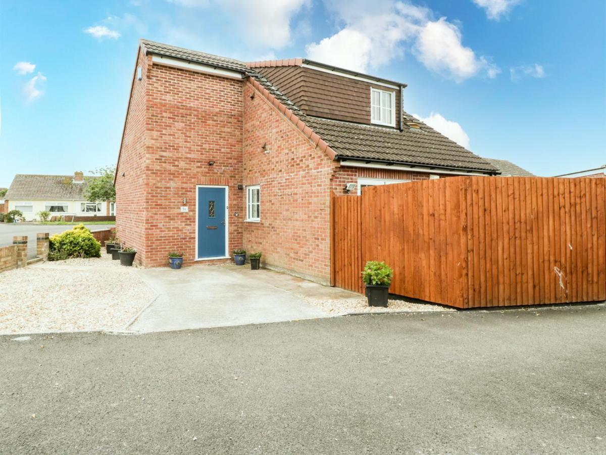 Holiday home 8a Rosewood Avenue